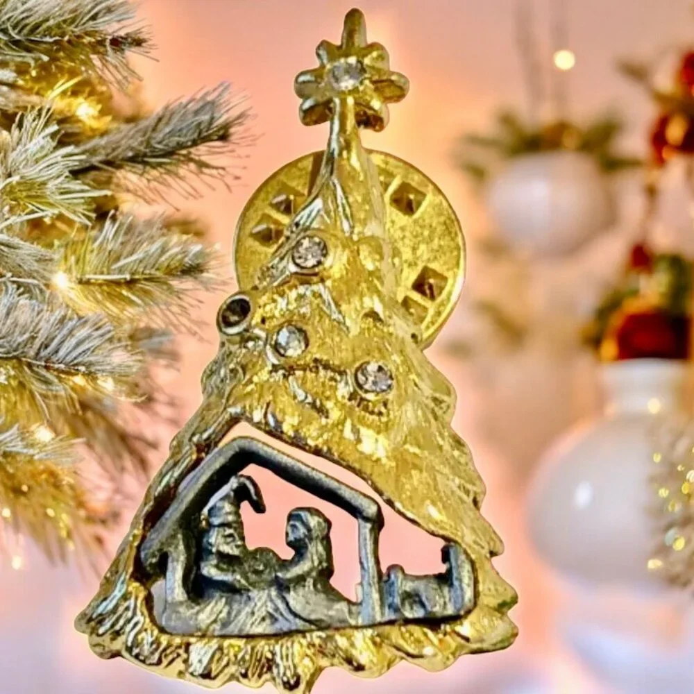 Christmas Tree Pin Tie Tack Brooch Nativity Manger